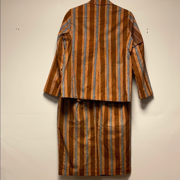 Authentic African Print Ladies Blazer with Skirt - Picture 3 of 5